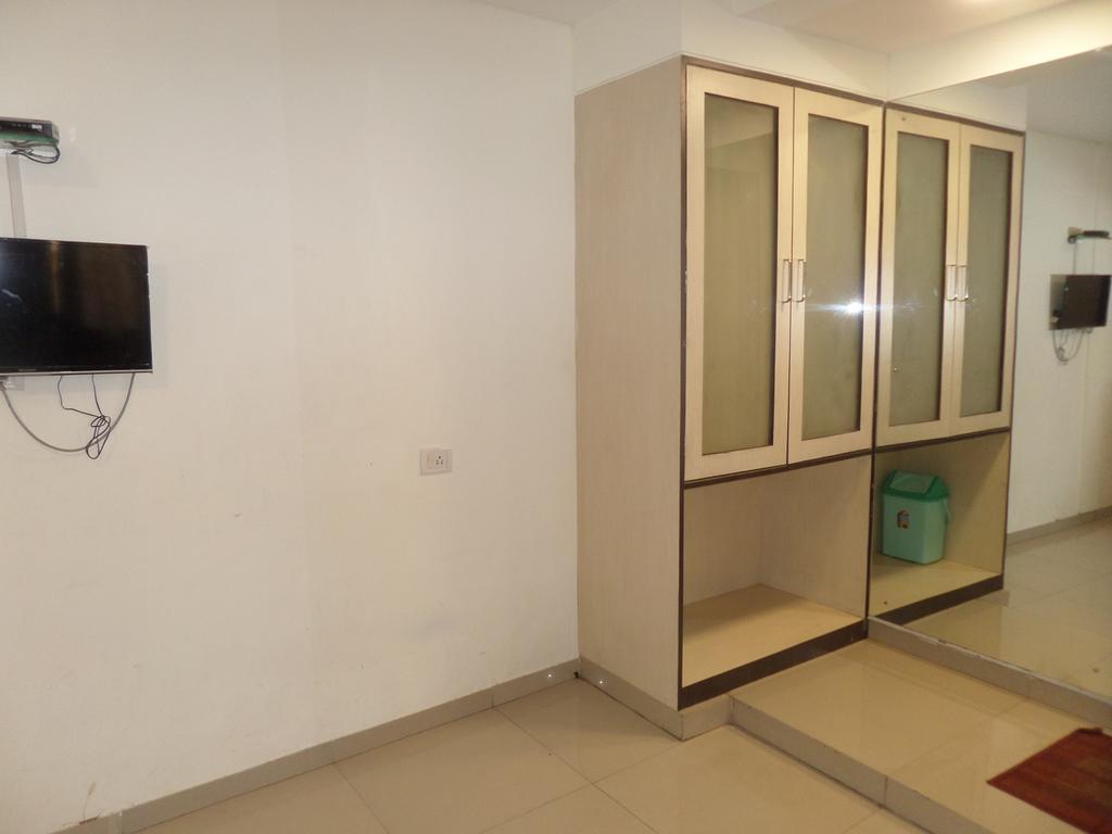 Hotel Minerva Residency Βομβάη Εξωτερικό φωτογραφία