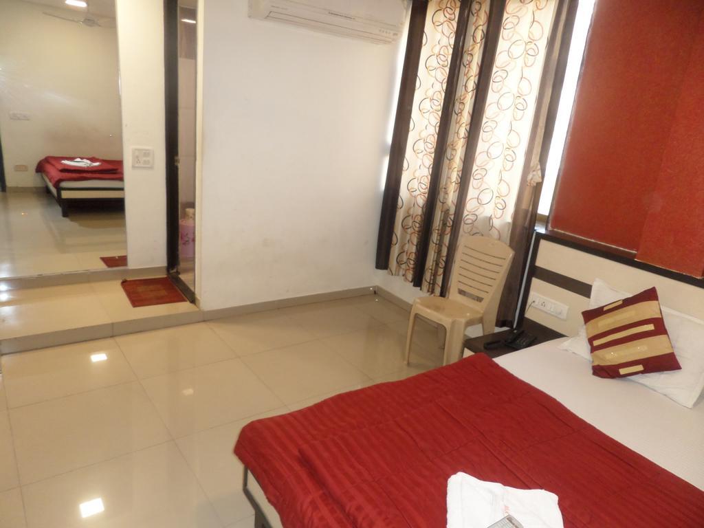 Hotel Minerva Residency Βομβάη Δωμάτιο φωτογραφία