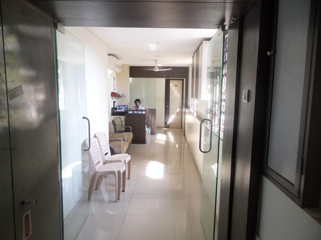 Hotel Minerva Residency Βομβάη Εξωτερικό φωτογραφία