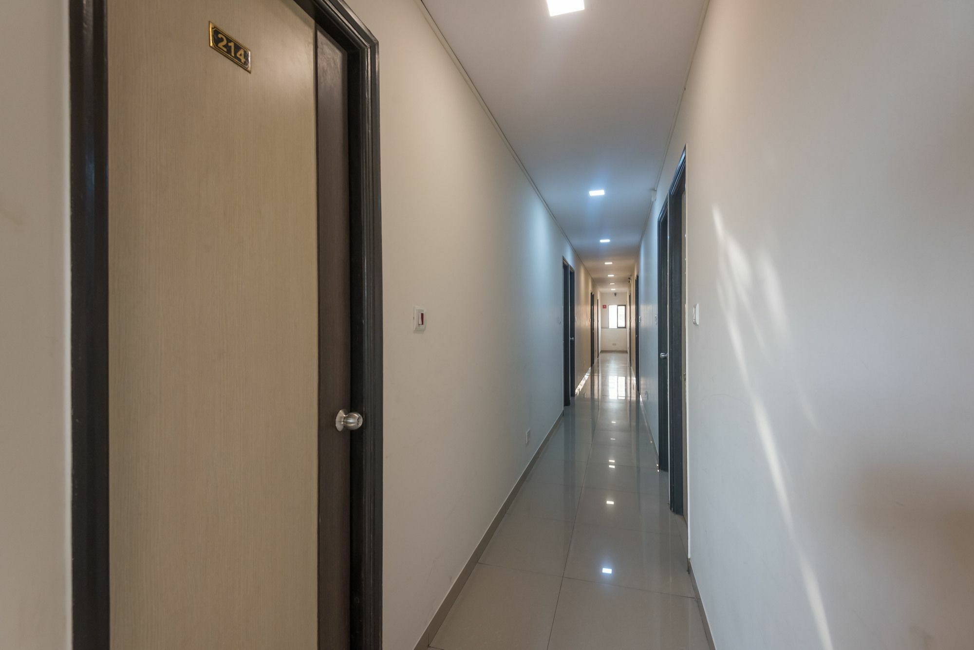 Hotel Minerva Residency Βομβάη Εξωτερικό φωτογραφία